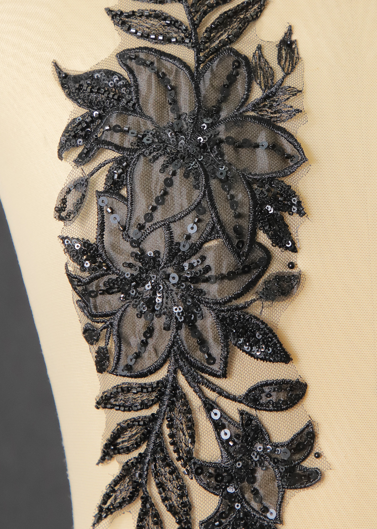 Yanzi lace bead trim (YZM130)