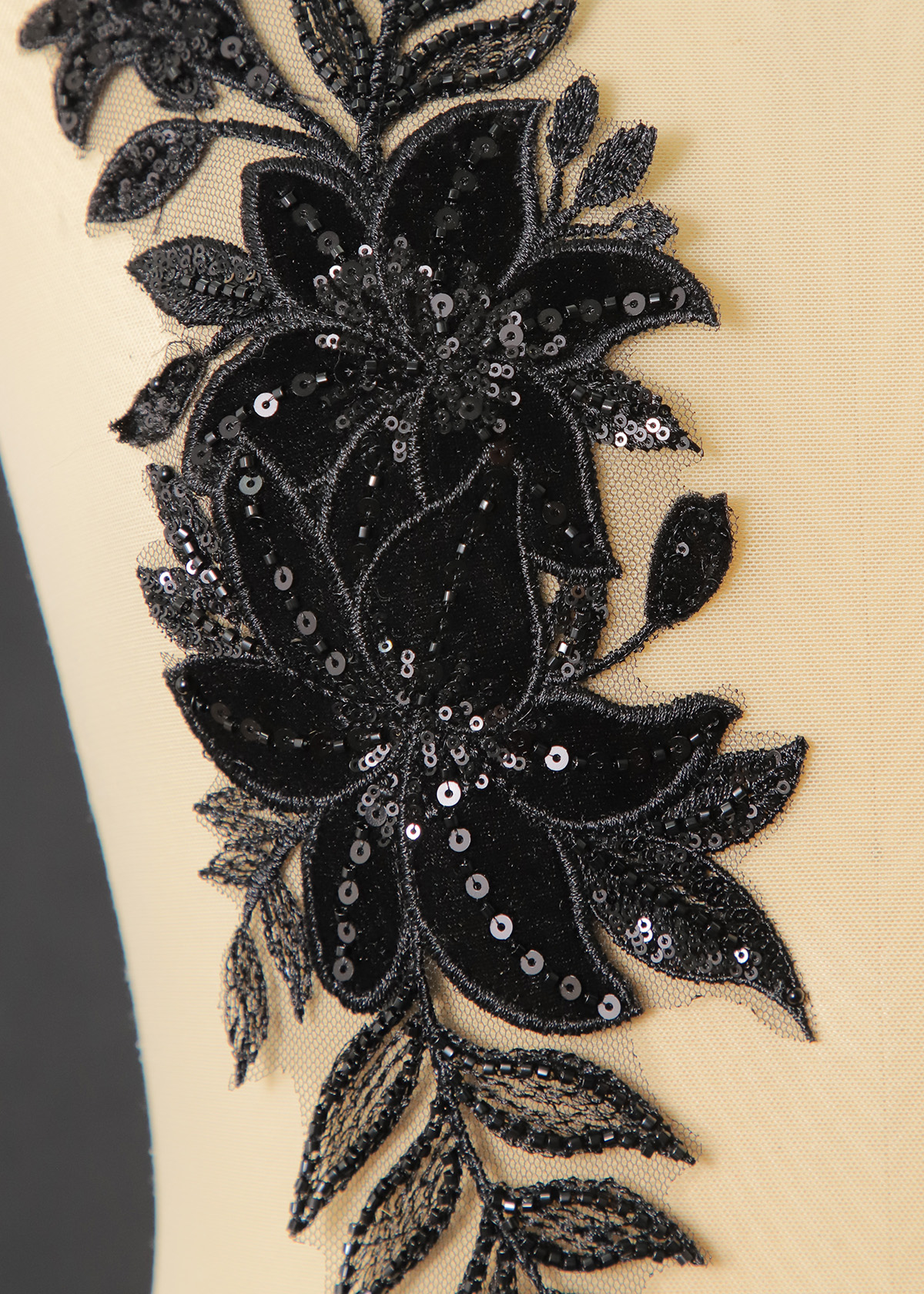 Yanzi lace bead trim (YZM130)