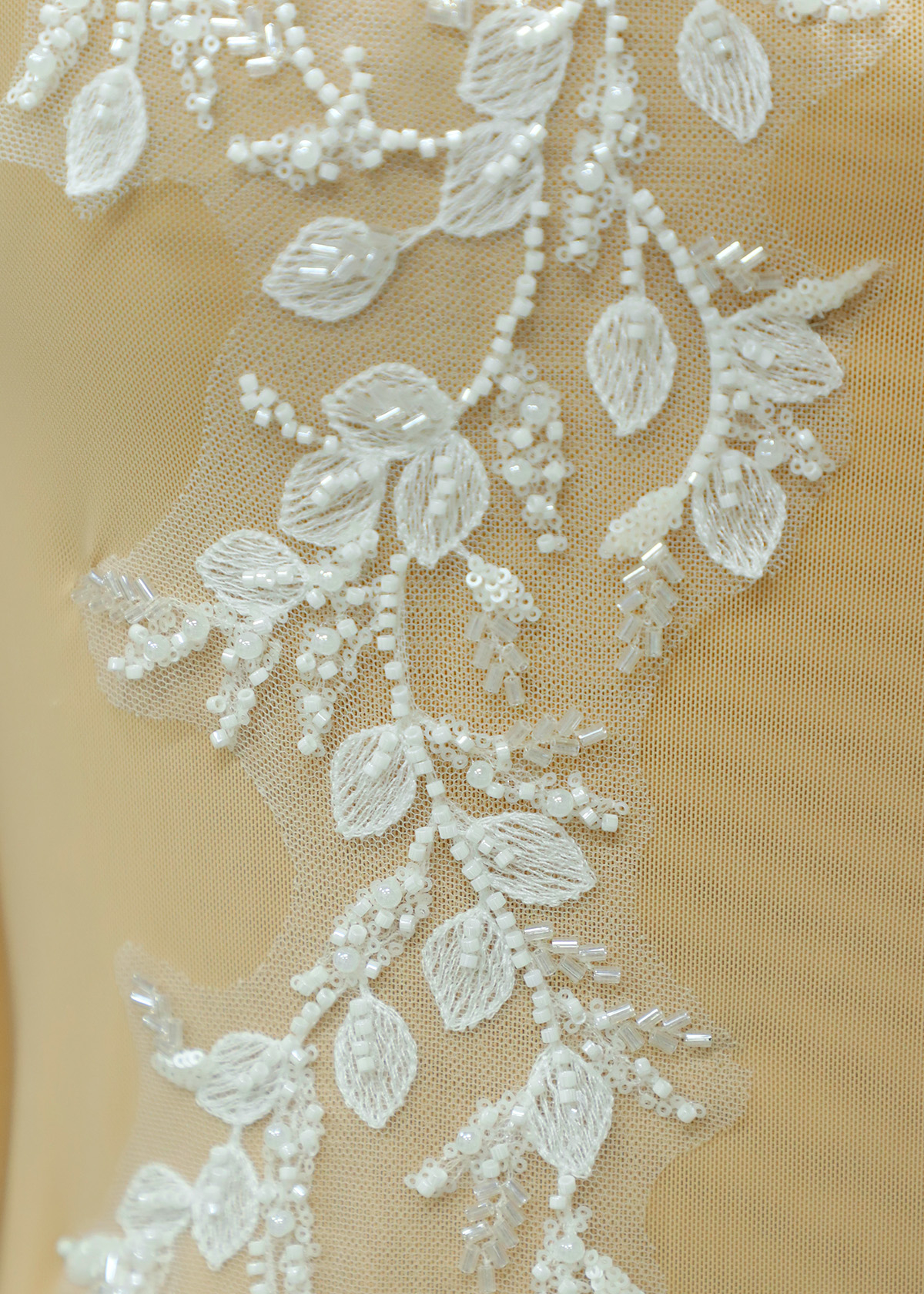 Yanzi embroidery applique floral Laser beaded sequin lace (YZOH147)