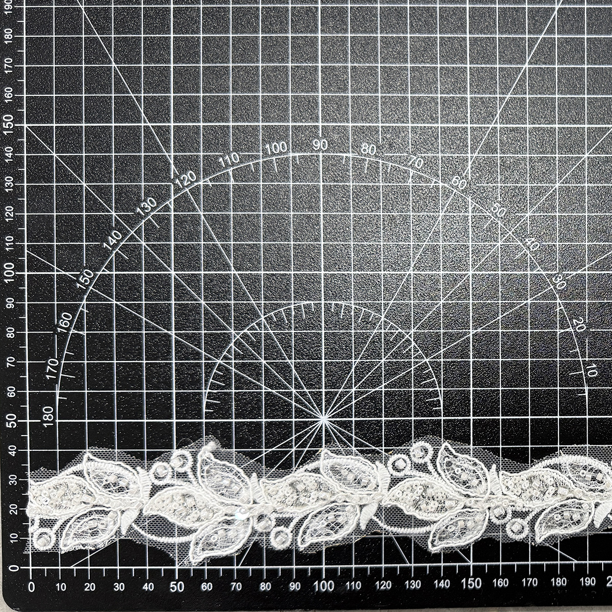 Yanzi lace bead trim (YZM113)