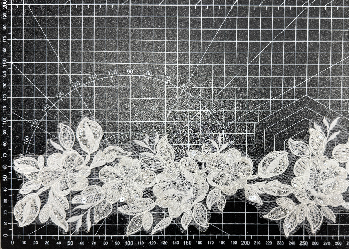 Yanzi lace bead trim (YZM112)