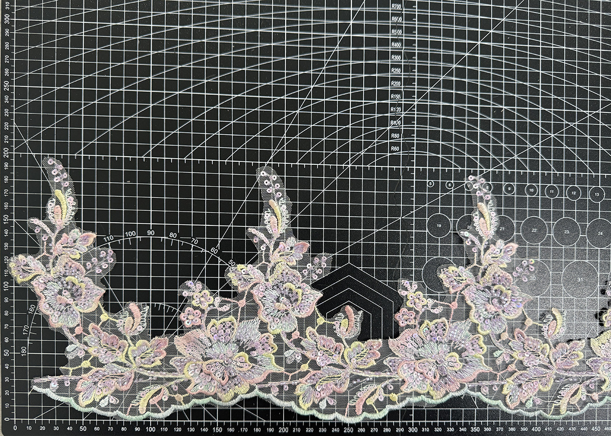 Yanzi lace bead trim (YZM136A)