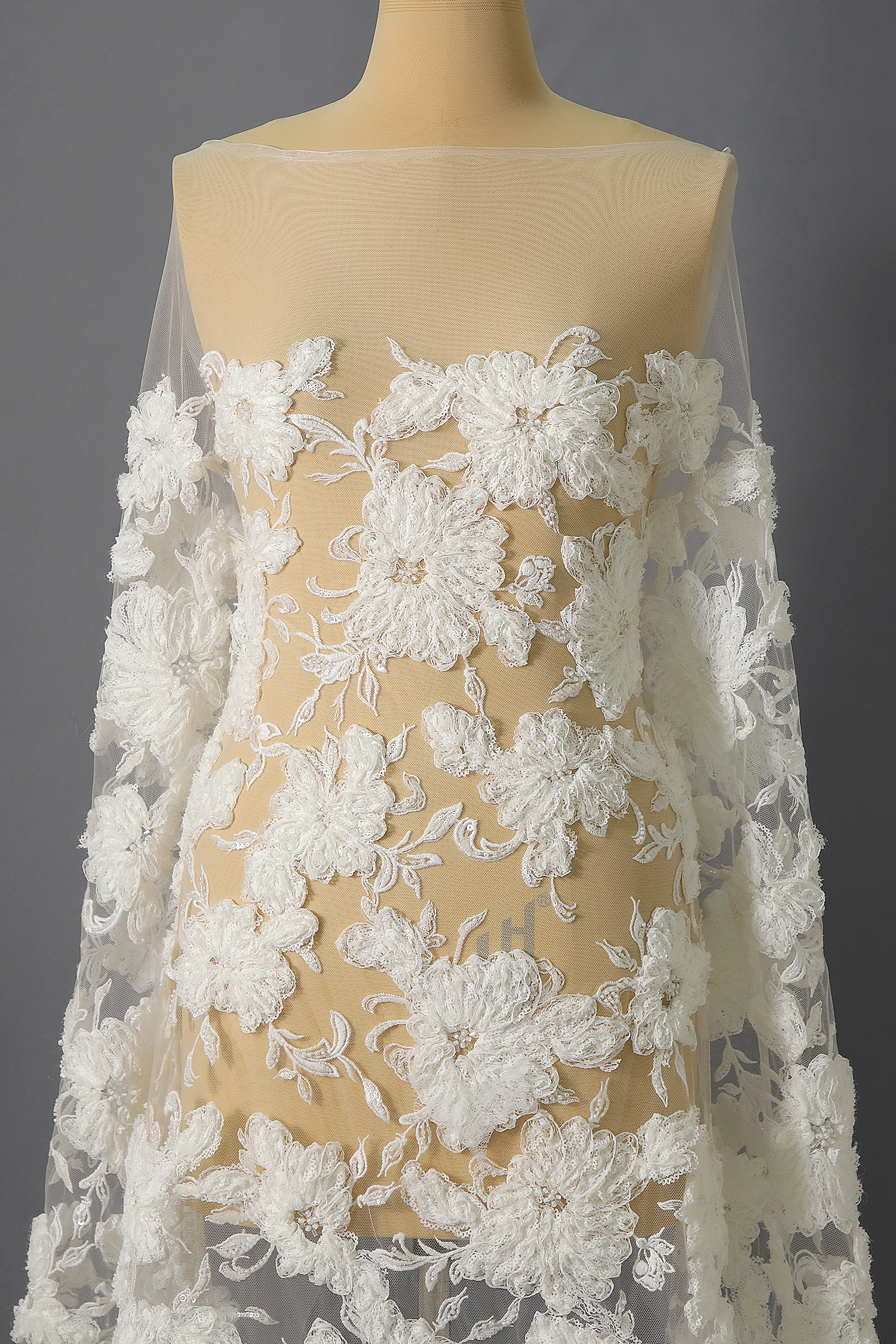 Yanzi Ribbon Embroidery luxury beads sequins Lace (YZP039)