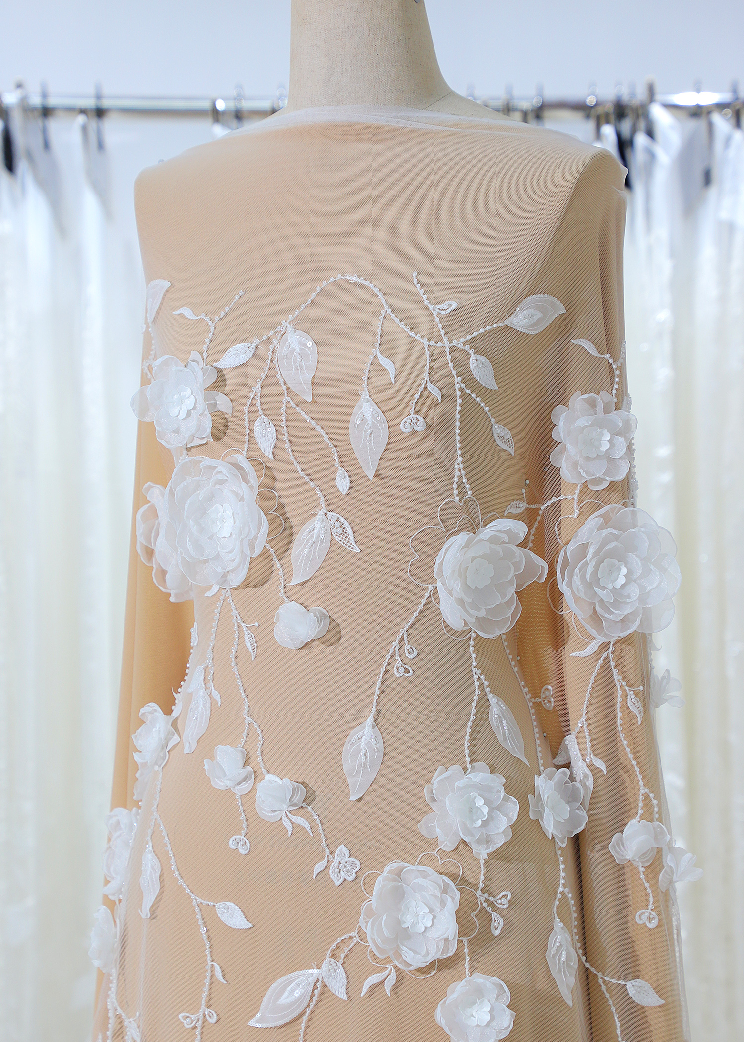 Yanzi 3D floral embroidered lace with beaded sequin  (YZ3DX017）