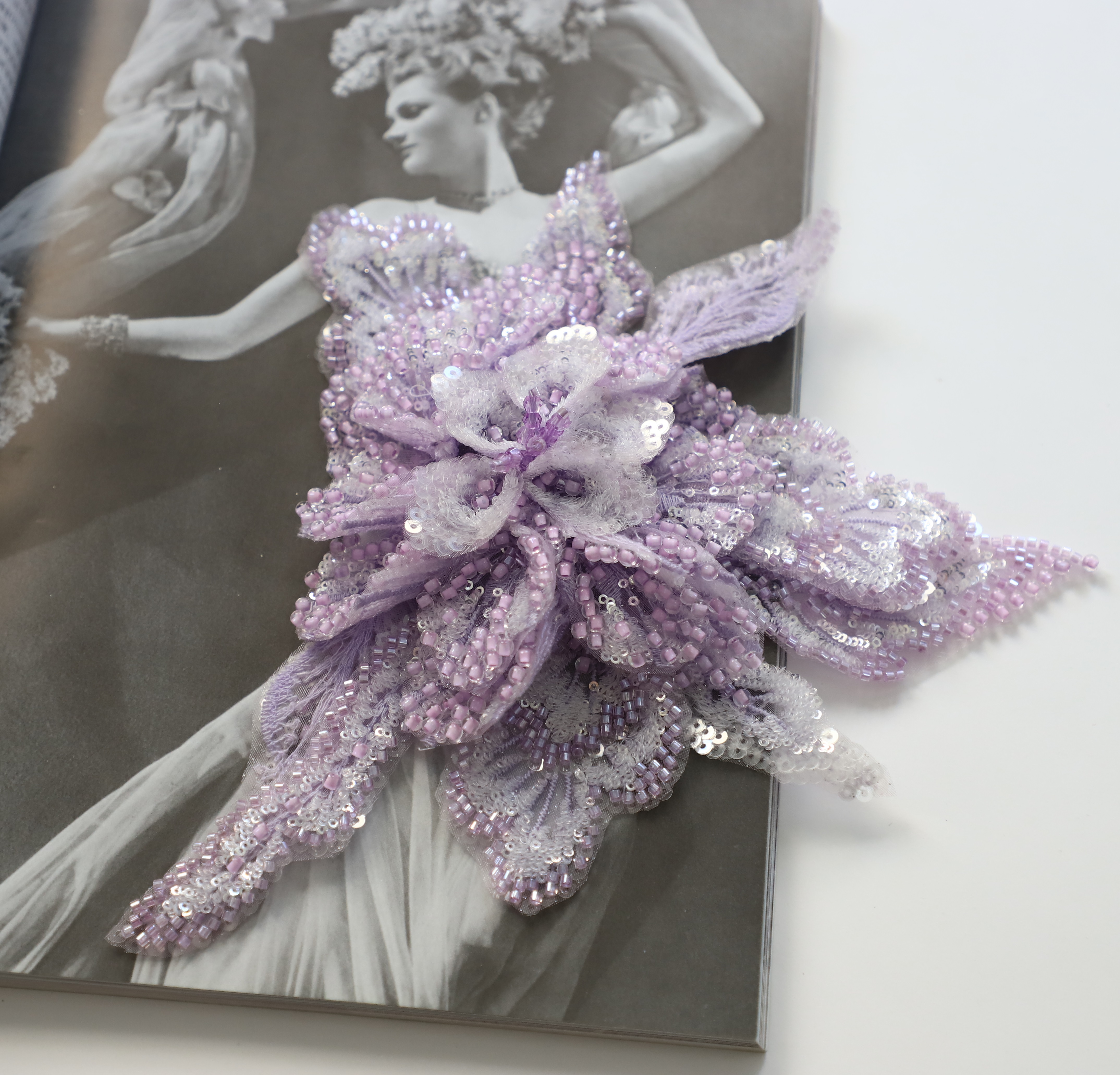 Yanzi Handmade 3d Flower Sequin Beads Applique for Dress Clothing Accessories (YZLQ004-2）