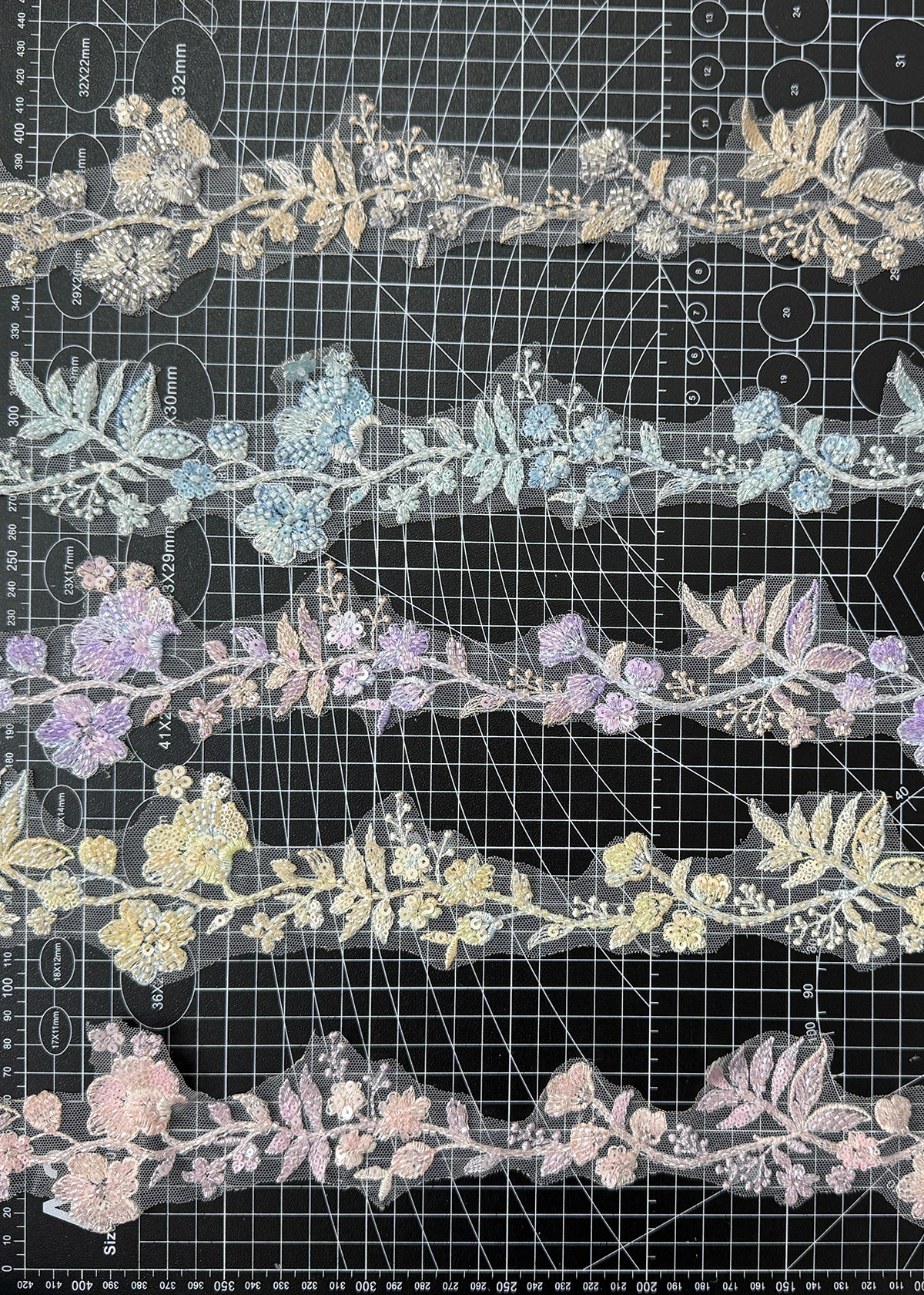 Yanzi lace bead trim (YZM179)