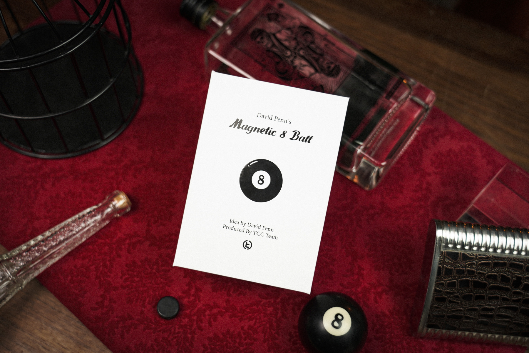 Magnetic 8 Ball by David Penn & TCC Magic