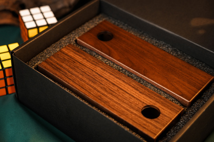 Cube Thru Head by David Penn & TCC Magic