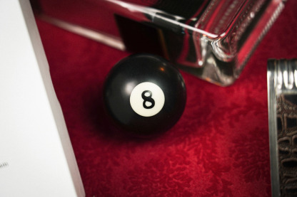 Magnetic 8 Ball by David Penn & TCC Magic