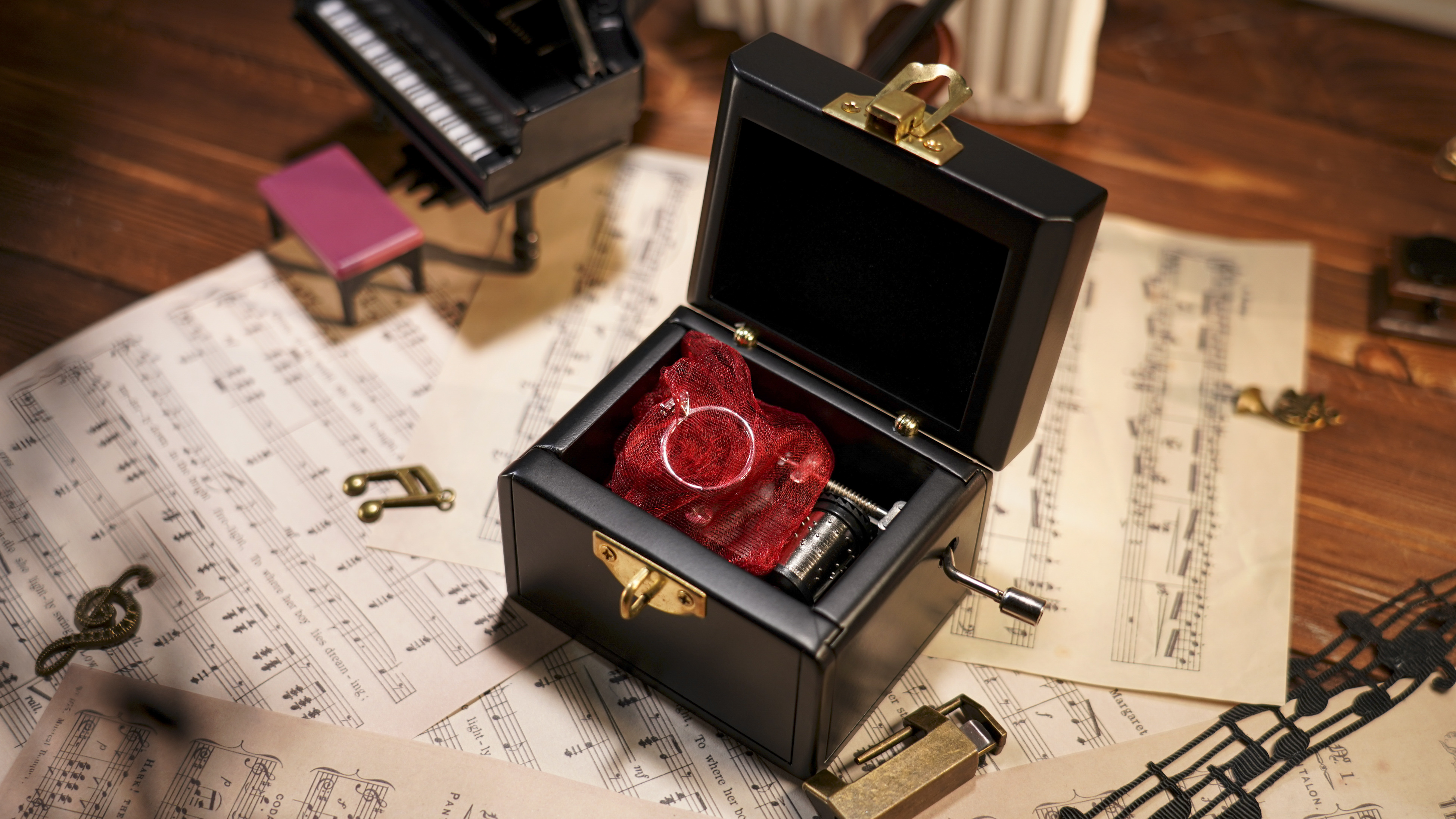 The Music Box by Colin Underwood & TCC Magic