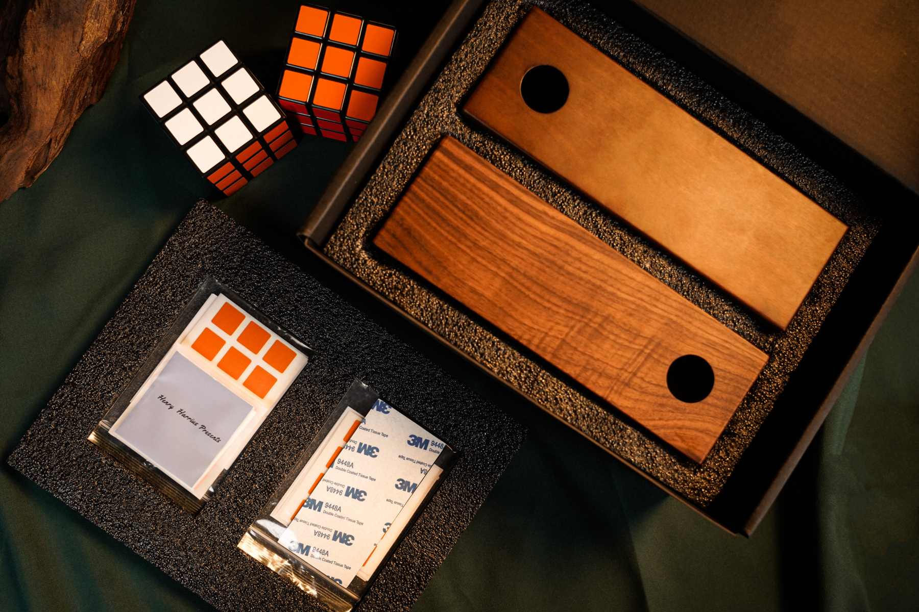 Cube Thru Head by David Penn & TCC Magic