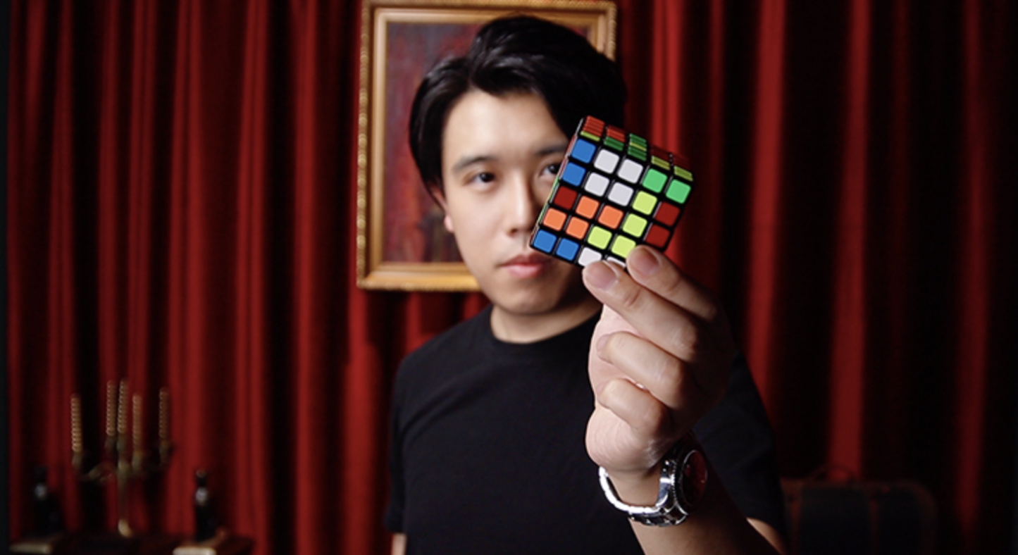 RUBIKS WALL HD Complete Set (Gimmicks and Online Instructions) by Bond Lee 