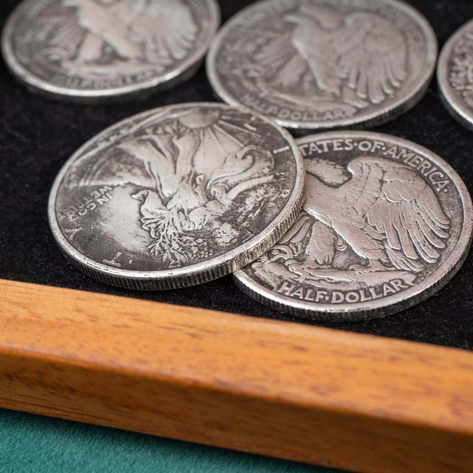 CS Walking Liberty by N2G