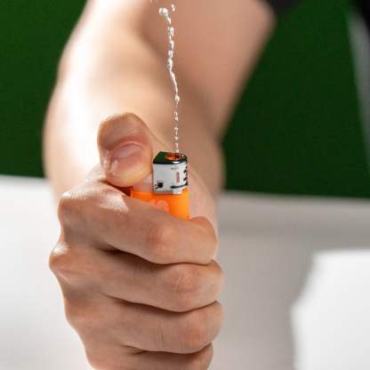 Water-Spraying Lighter