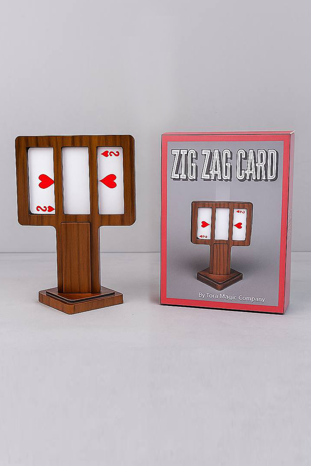 Zigzag Card by tora magic