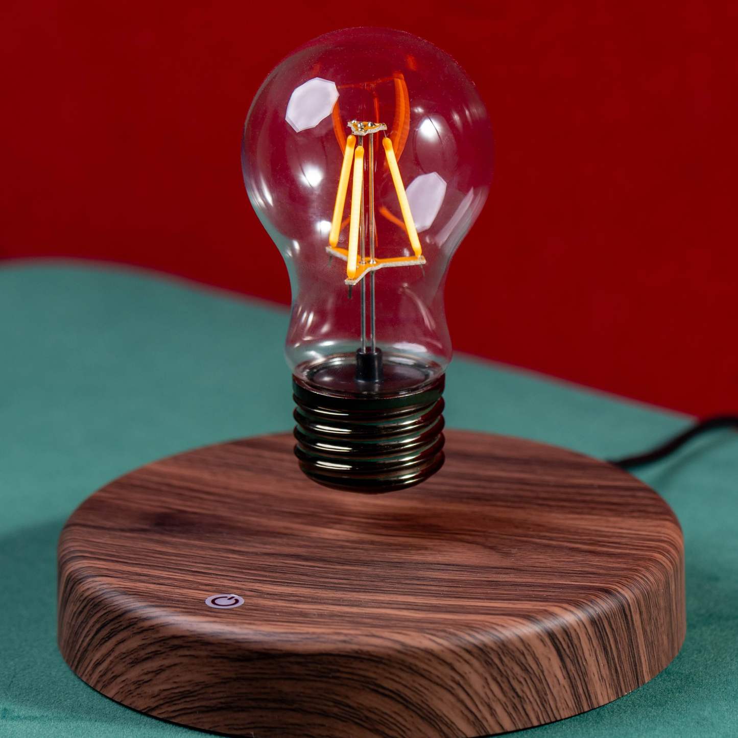 Levitating Light Bulb 