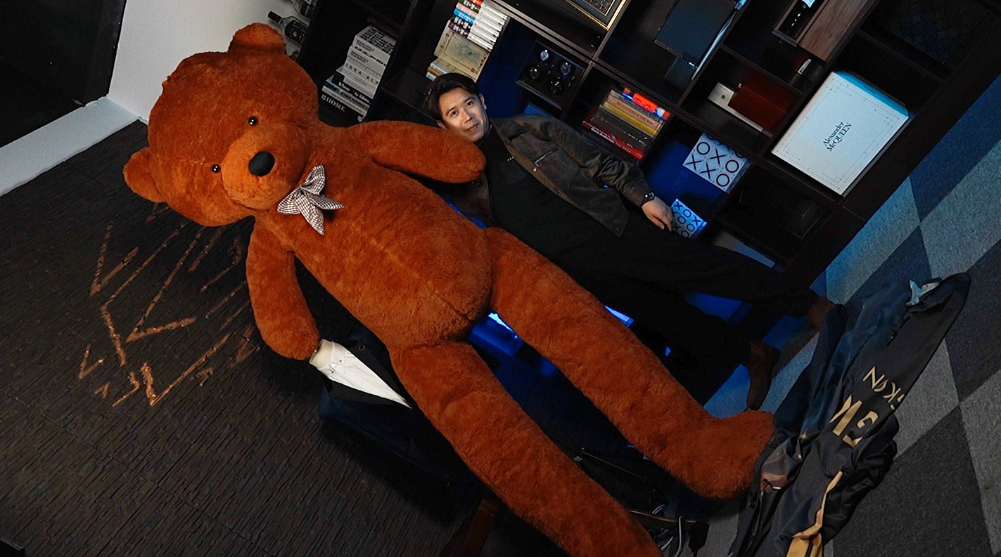 GIGA Teddy Bear Appearance by MS Magic