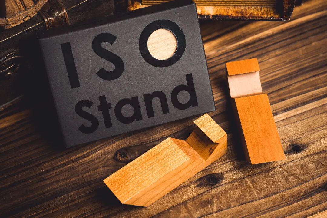 ISO Stand by Bacon Magic