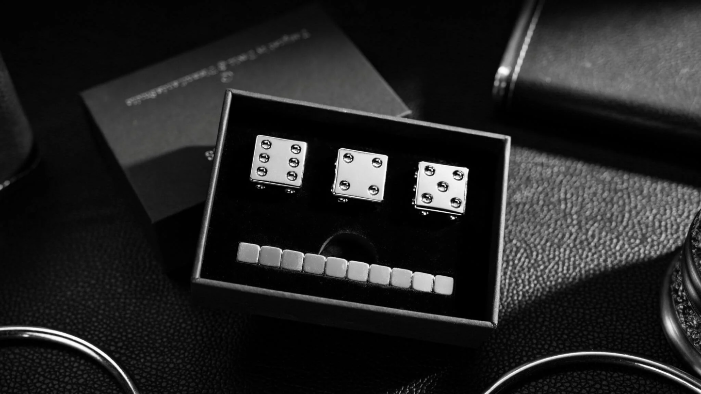 MagnetiCubes by Ivo David Oliveira & TCC Magic
