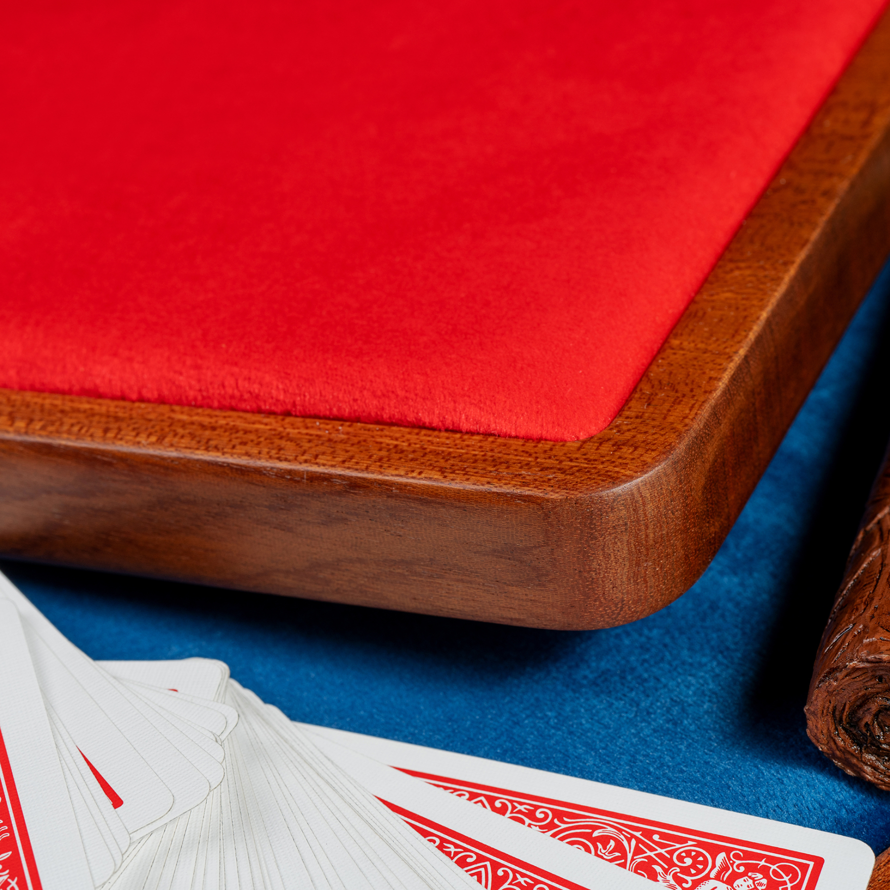 Portable Wooden Card Mat