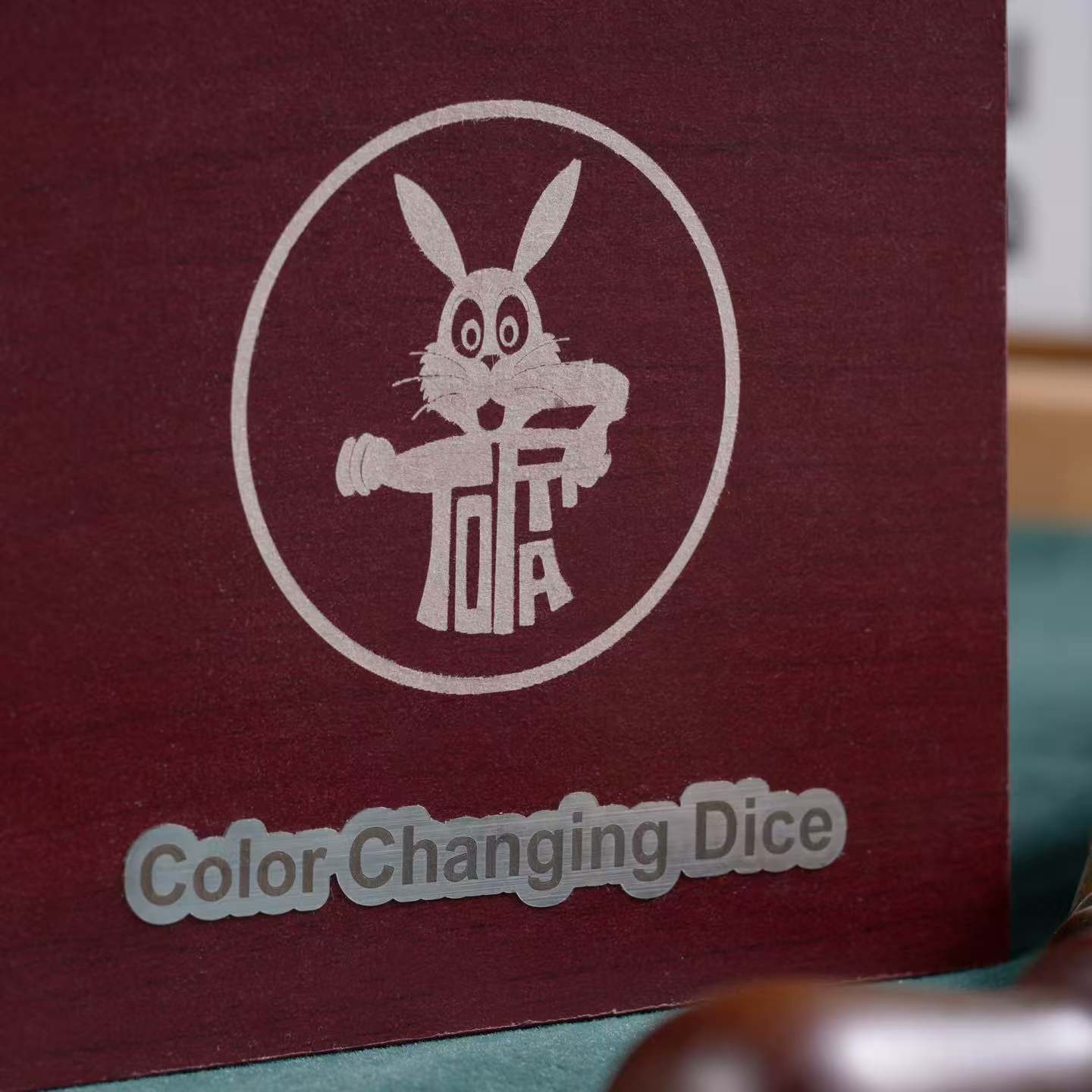 Color Changing Dice by tora magic