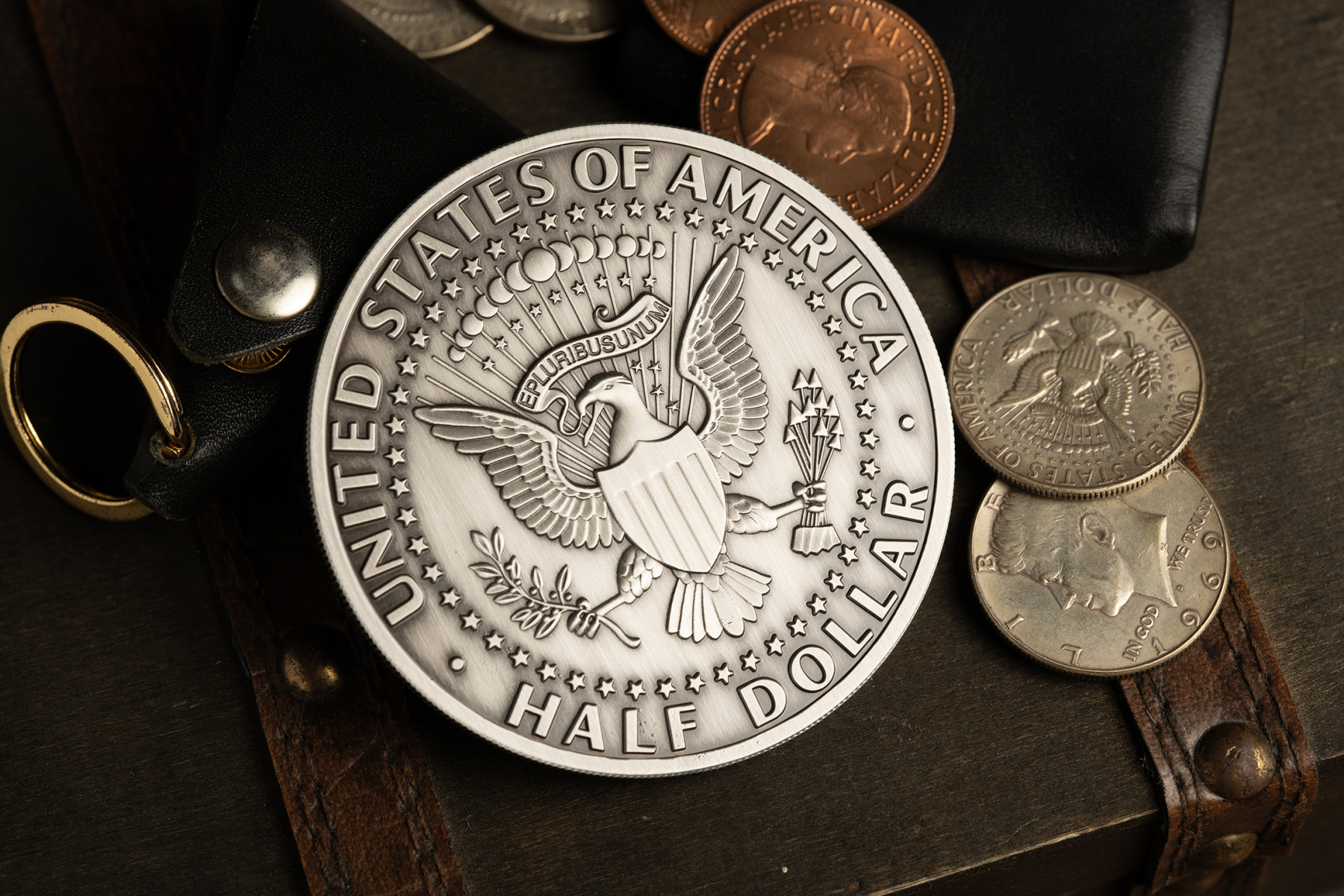 Jumbo coins by Bacon Magic