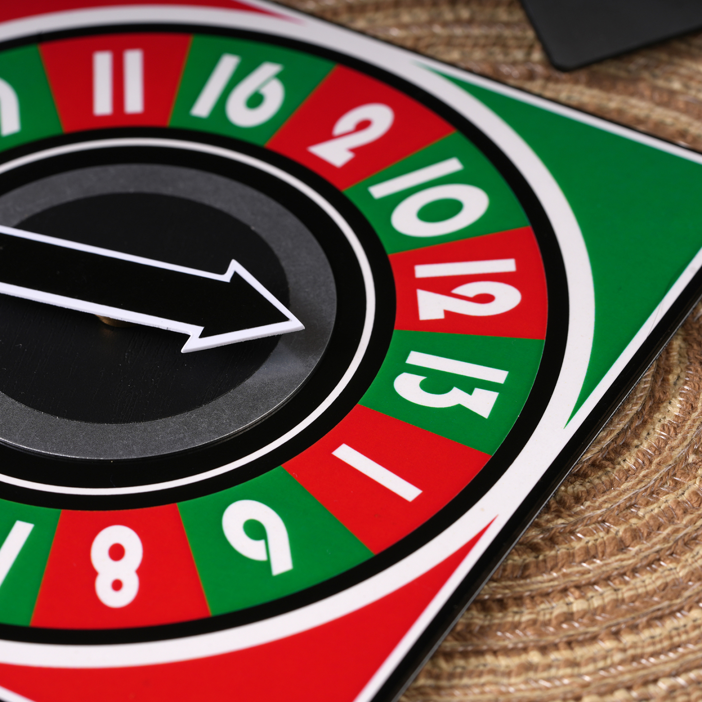 THE POINTER GAME by Ton Onosaka & Kaifu Wang