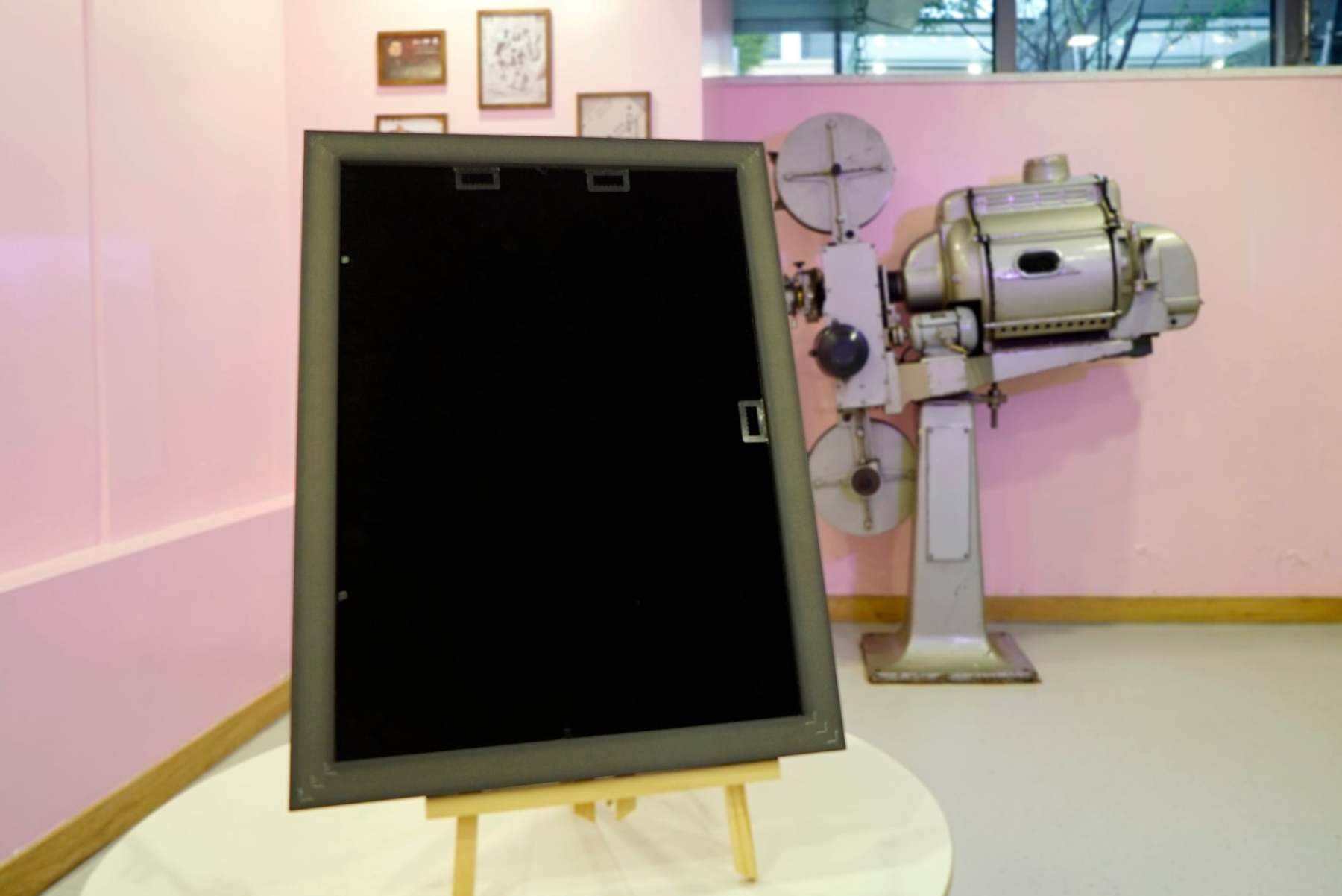 Father Christmas by Wang Zhe