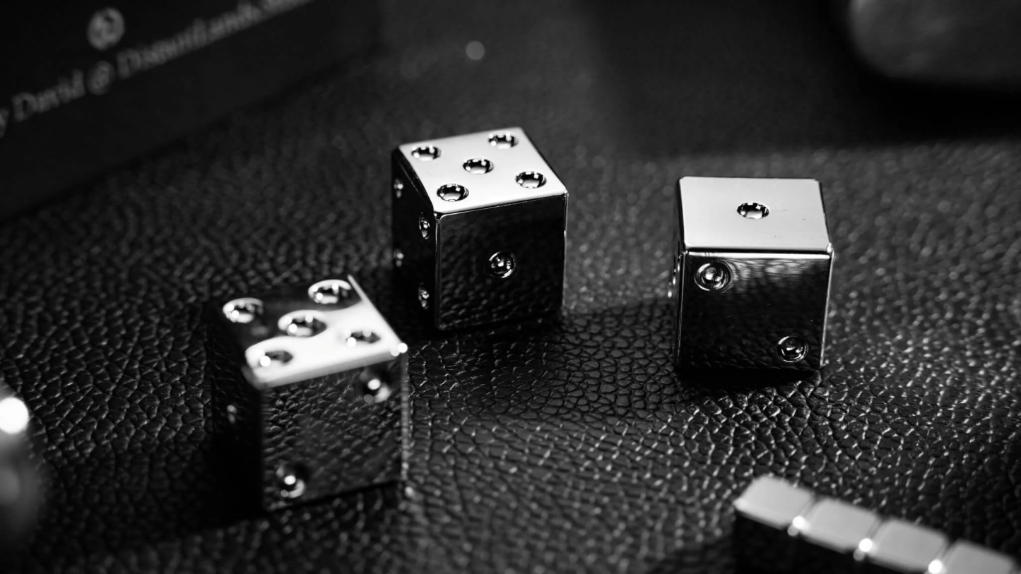 MagnetiCubes by Ivo David Oliveira & TCC Magic