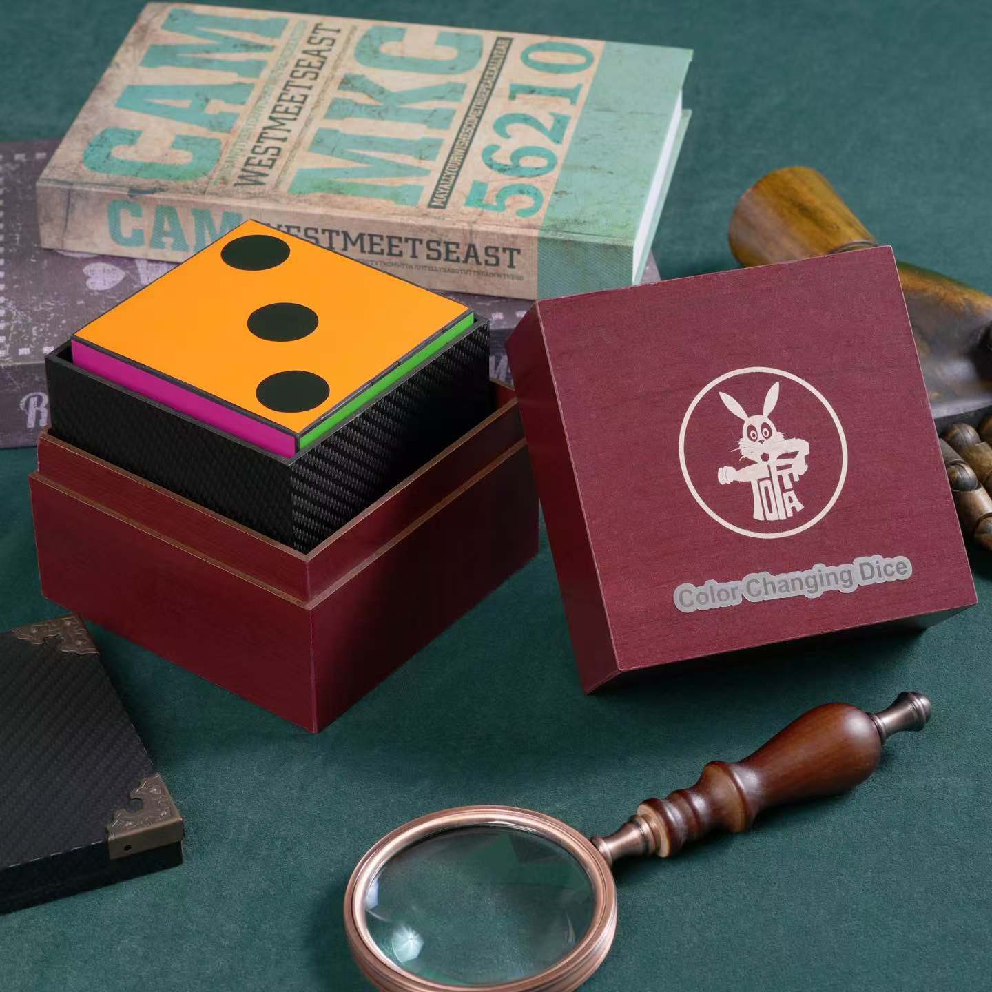 Color Changing Dice by tora magic