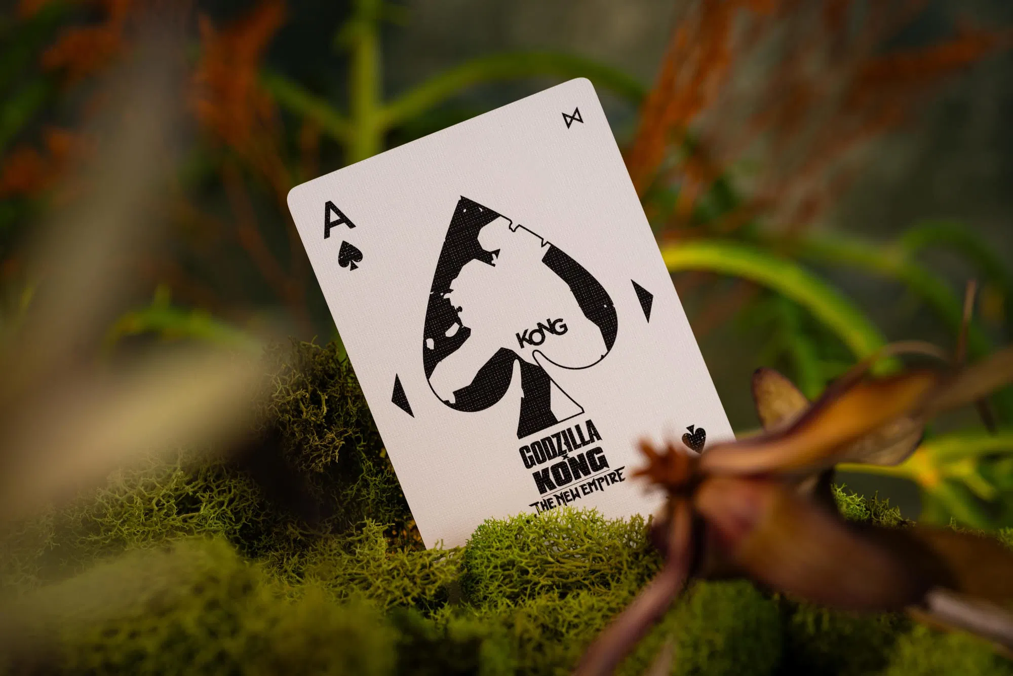 GODZILLA x KONG PLAYING CARDS