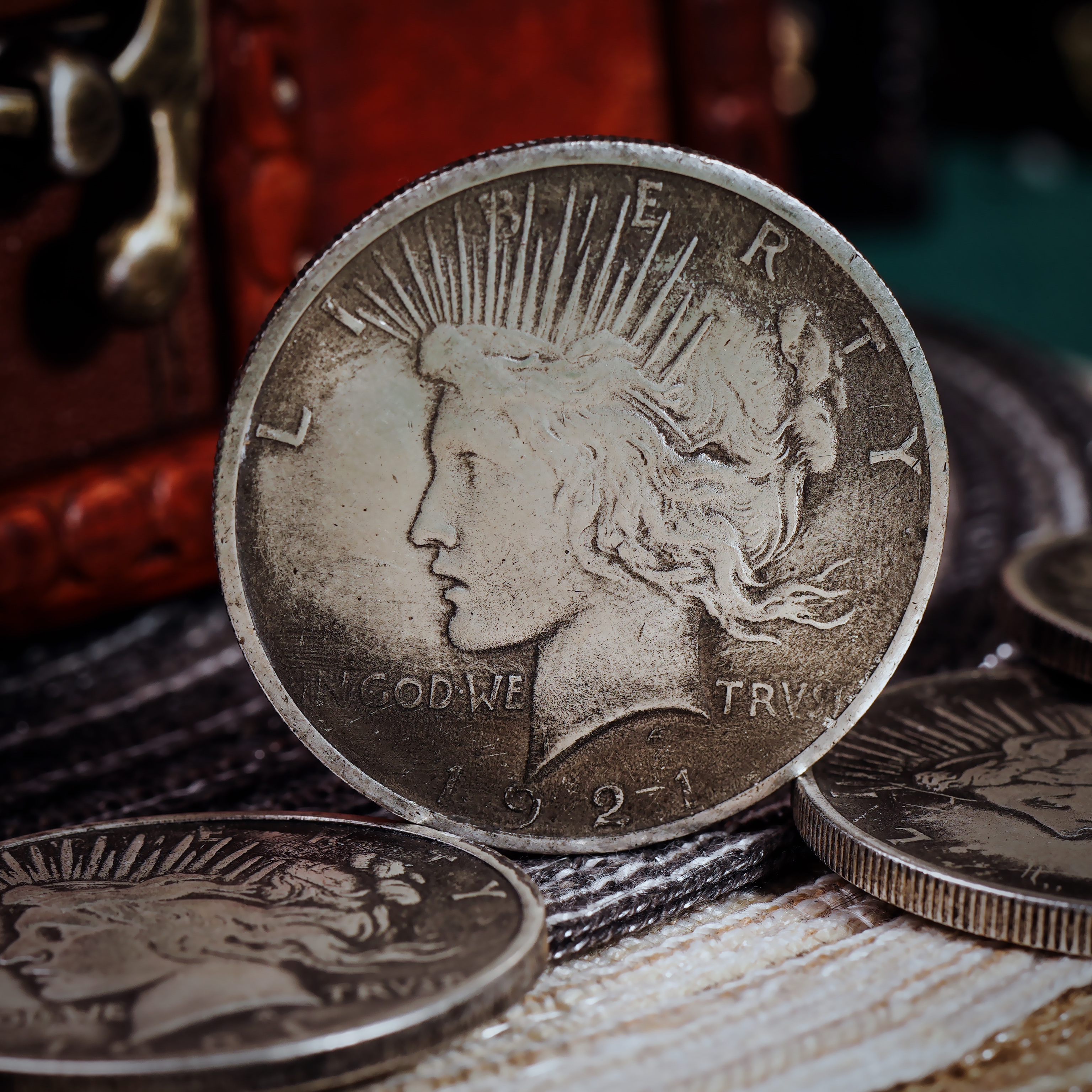 CS Peace Dollar & Copper 25 Pence Coin