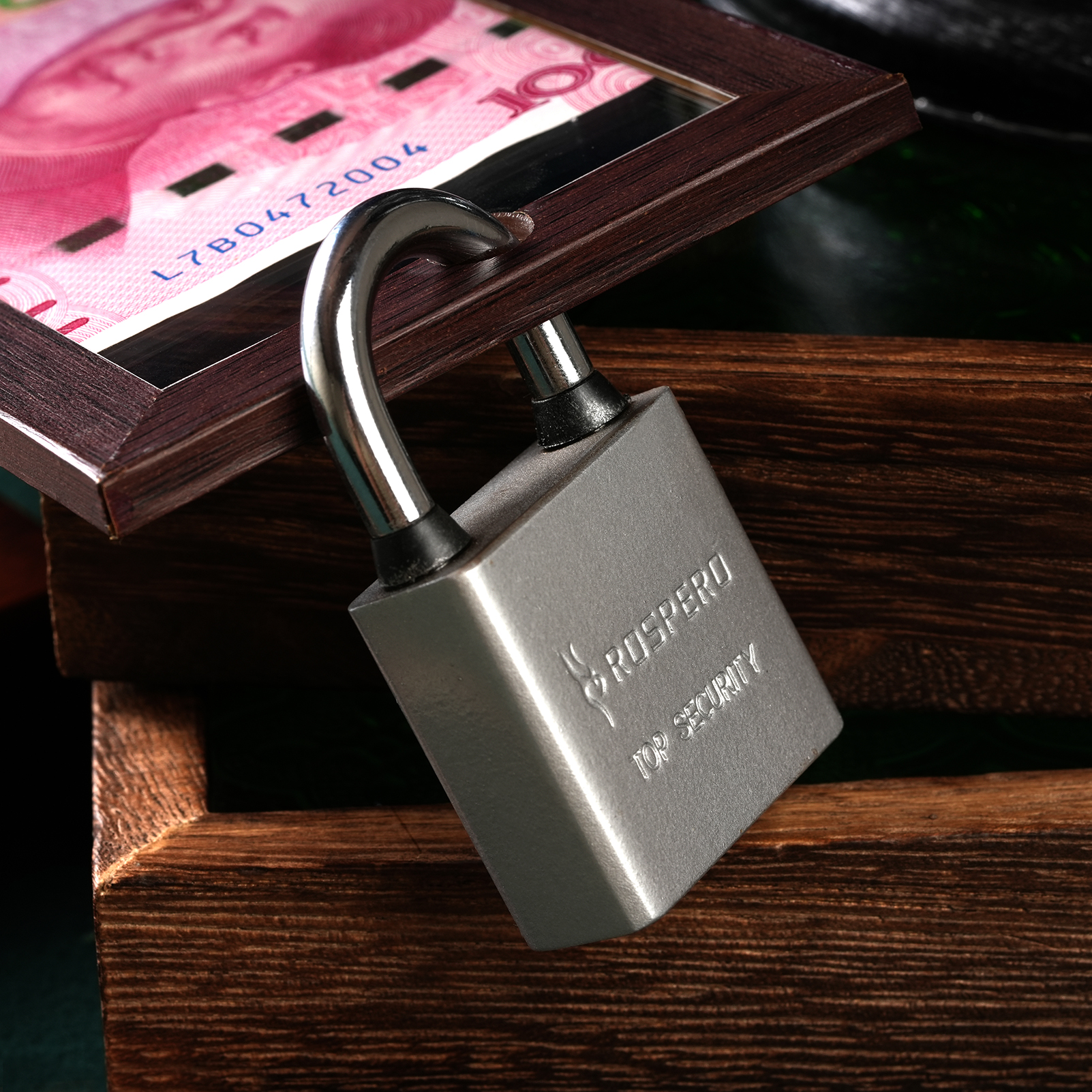 Lock Monte by Xristo Magic