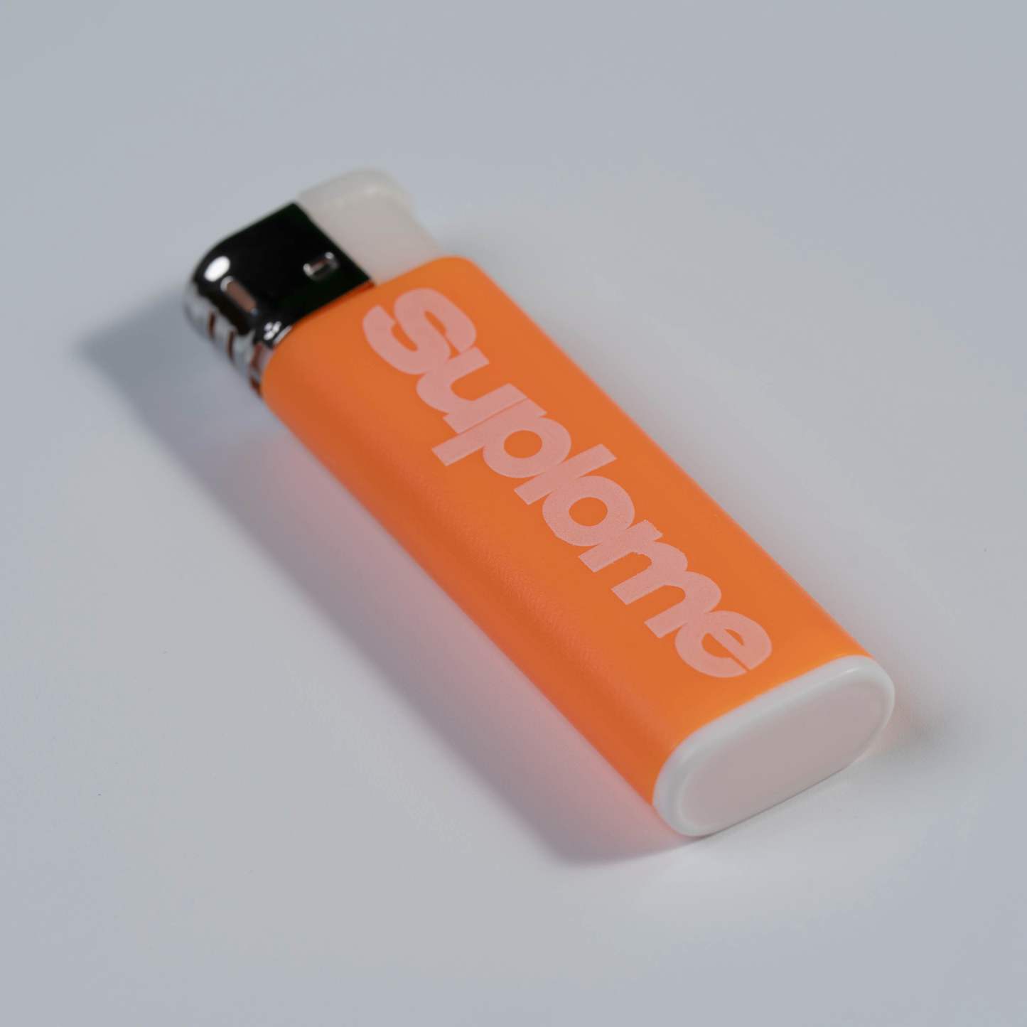 Water-Spraying Lighter