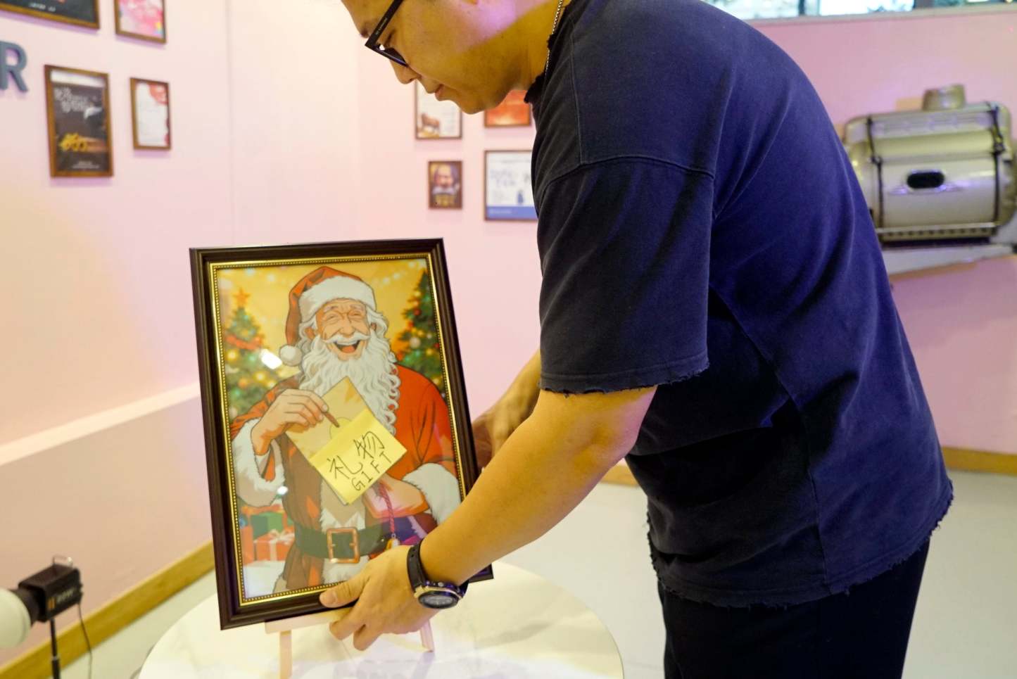 Father Christmas by Wang Zhe