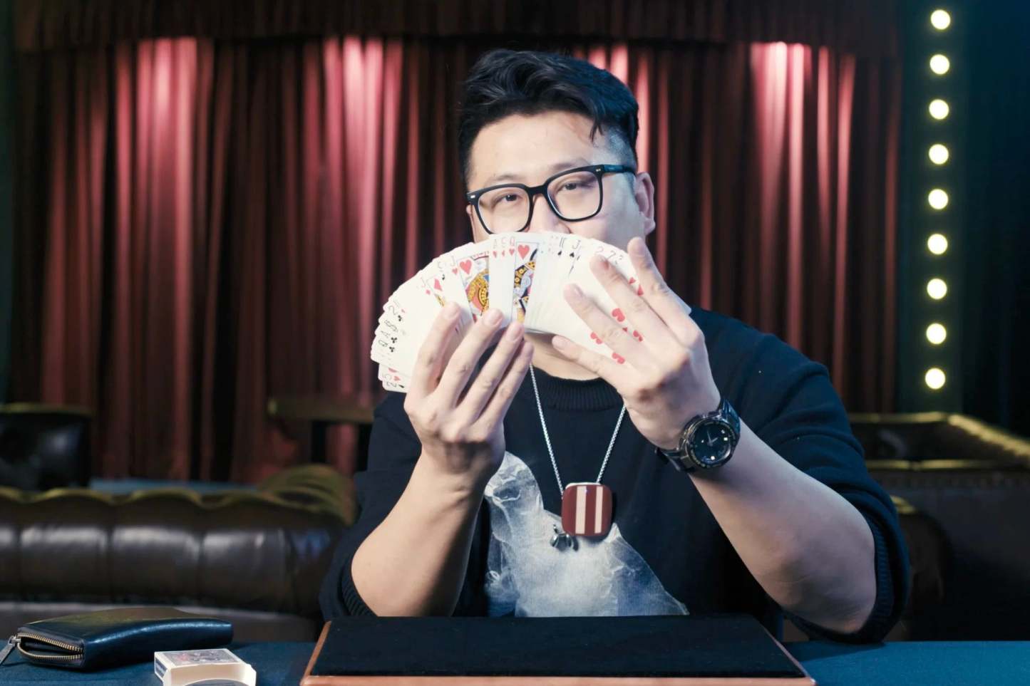 The Right Bill by WangZhe