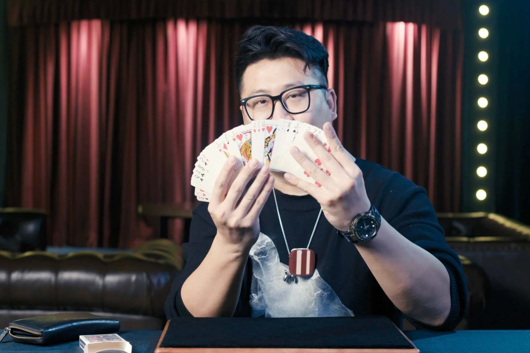 The Right Bill by WangZhe