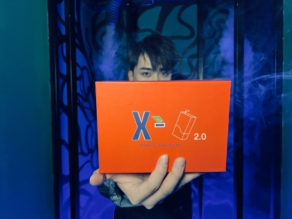 X-Box 2.0 by Kingsley Xu