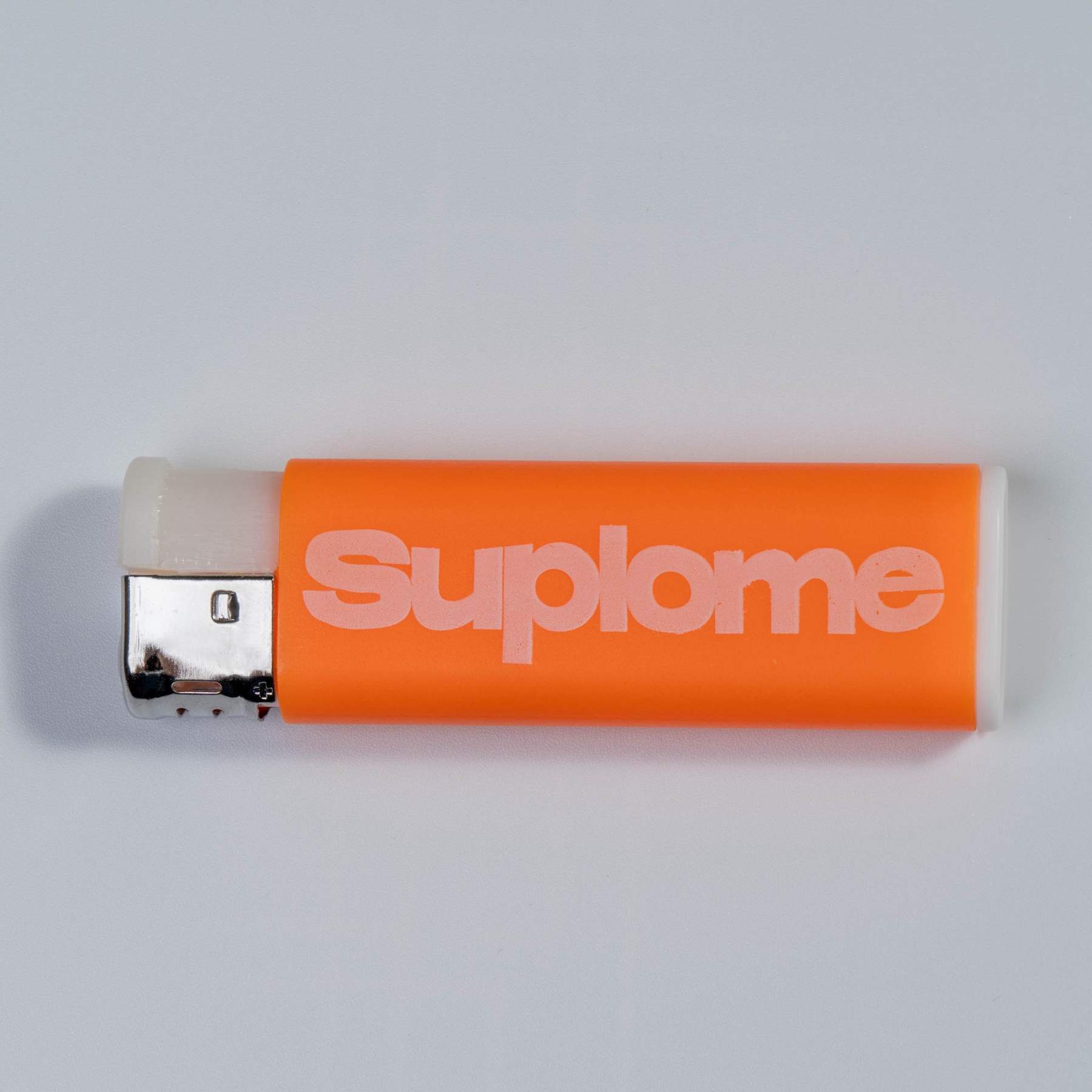 Water-Spraying Lighter