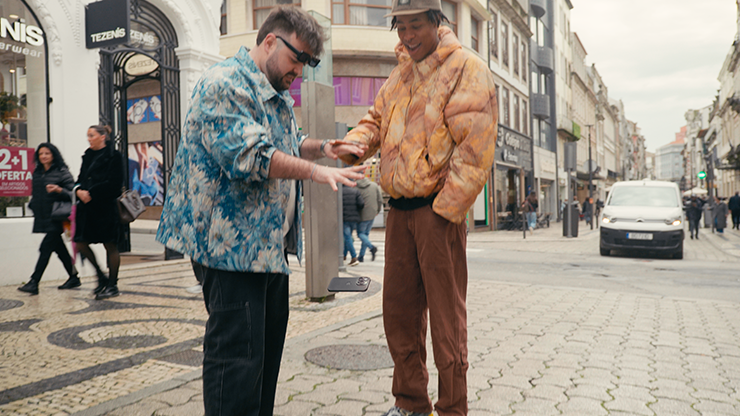 Leviosa Phone by João Miranda and Julio Montoro