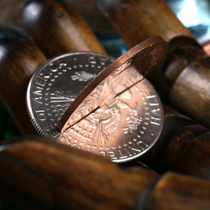 Coin through Coin by Syouma