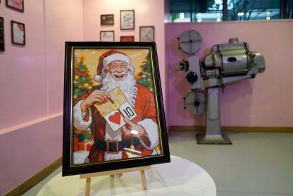 Father Christmas by Wang Zhe