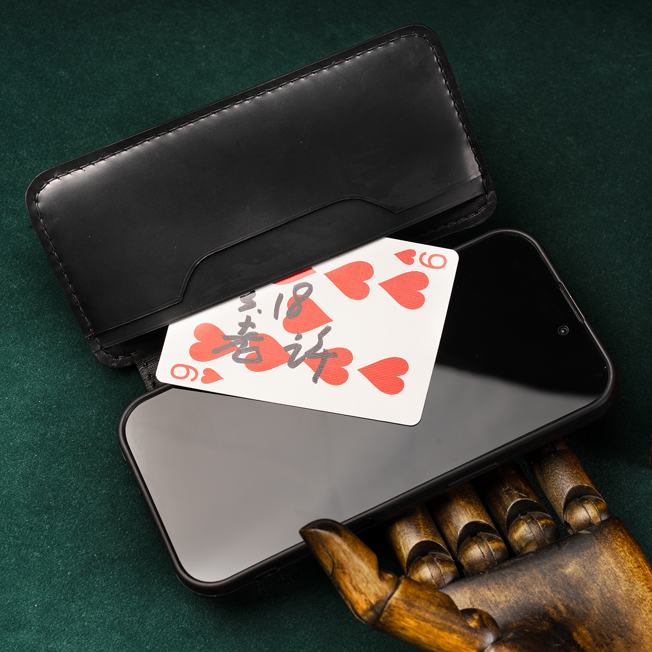 Daily Case by Joshua Kaufmann & Fedora Magic & N2G