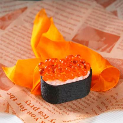 Salmon Sushi Metamorphosis – The Silk‑to‑Sushi Illusion