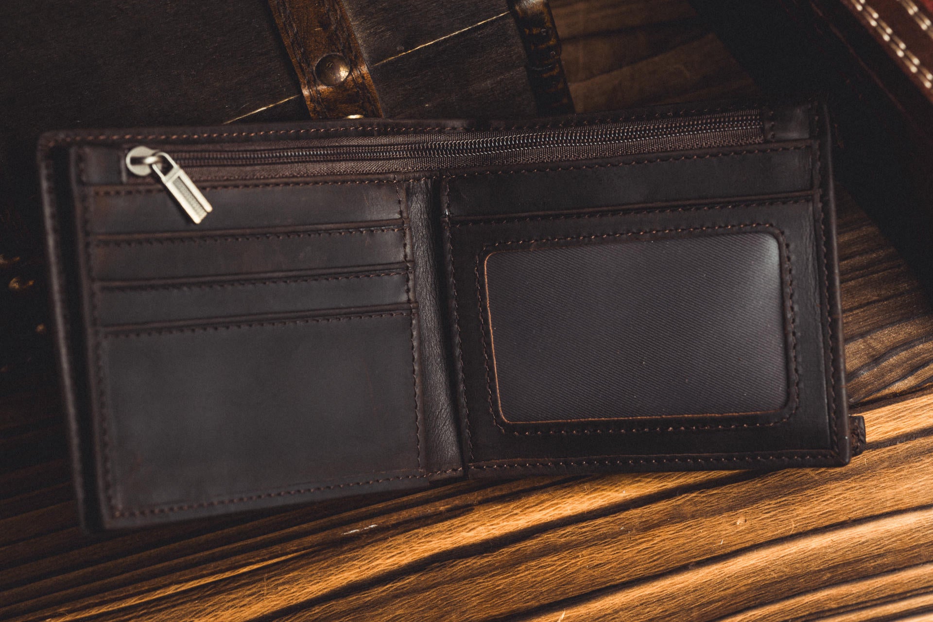 L Deck Switch Wallet by Long Long