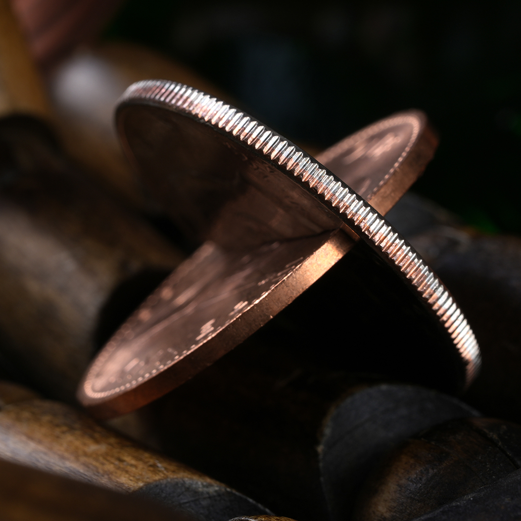 Coin through Coin by Syouma