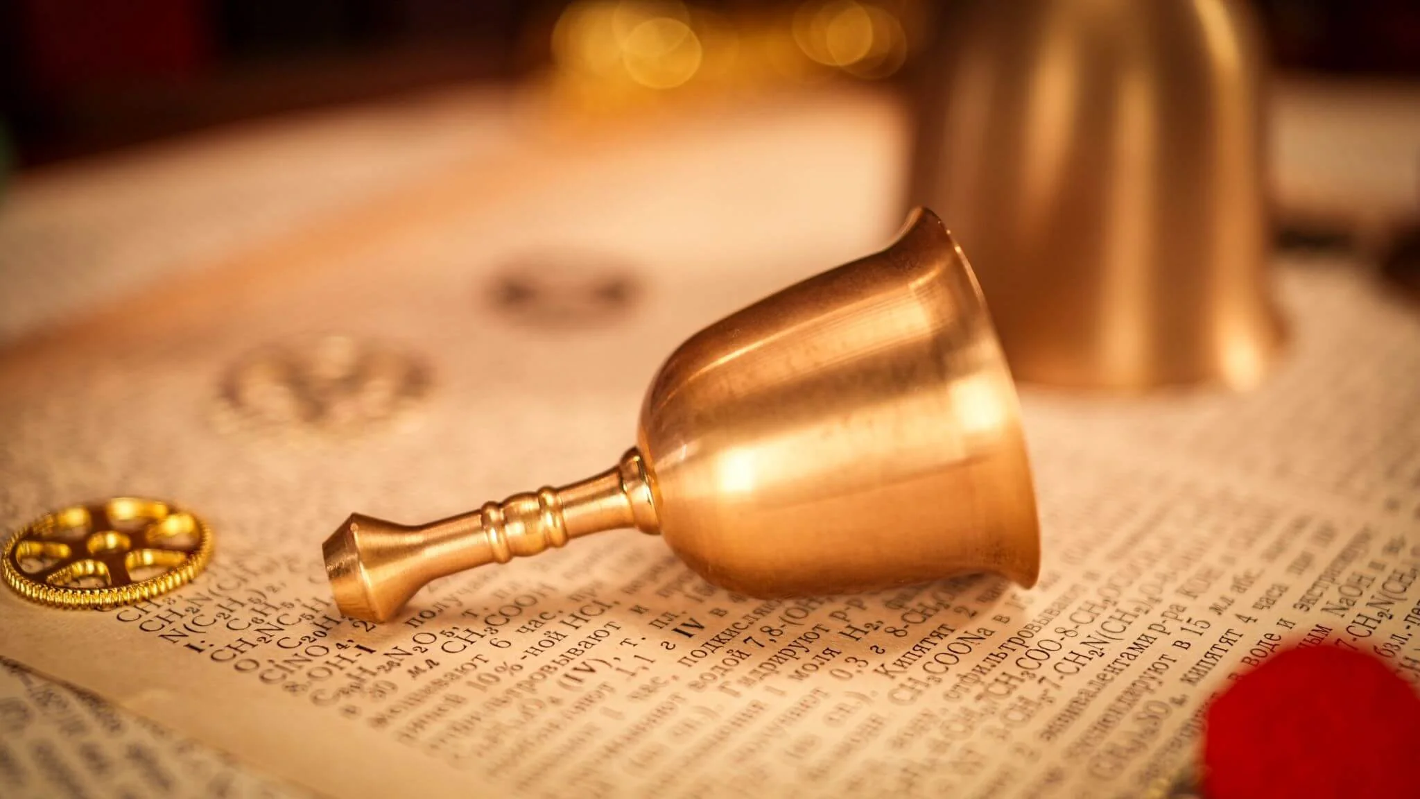 Tinkling Cup by Terry Chou and TCC Magic