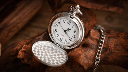 The Gemini Watch by TCC Magic & Chen Yang