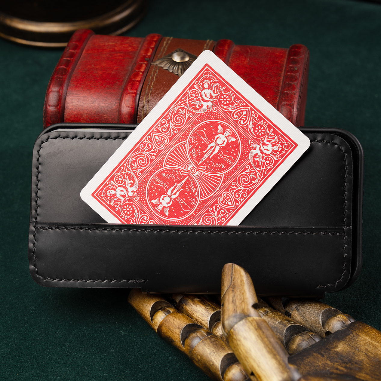 Daily Case by Joshua Kaufmann & Fedora Magic & N2G