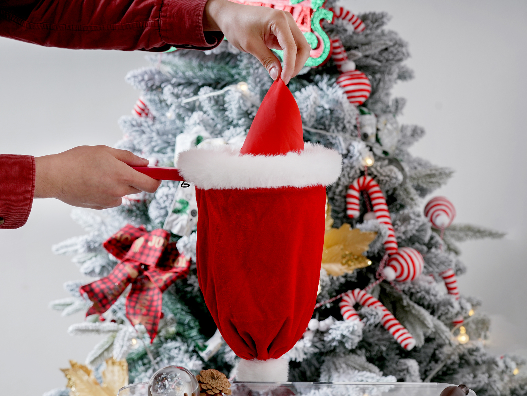 the Christmas Hat Change Bag